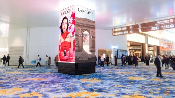 T3 Domestic and International Departure and Arrival Mixed-Flow Commercial Zone Digital Billboard Pillar Package