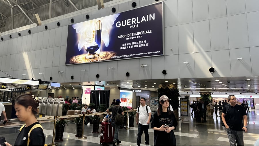 T2 Domestic Departure Check-in Hall Overhead Lightbox Package